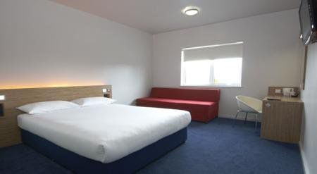 Travelodge Bromborough Port Sunlight Chambre photo
